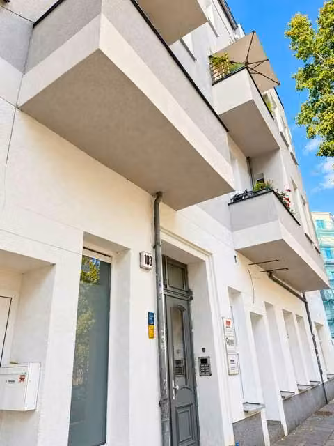 Τέσσερις μισθωμένοι επαγγελματικοί χώροι στο Weißensee του Βερολίνου